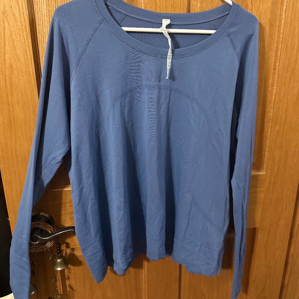 PLUS Women's Athletic Top